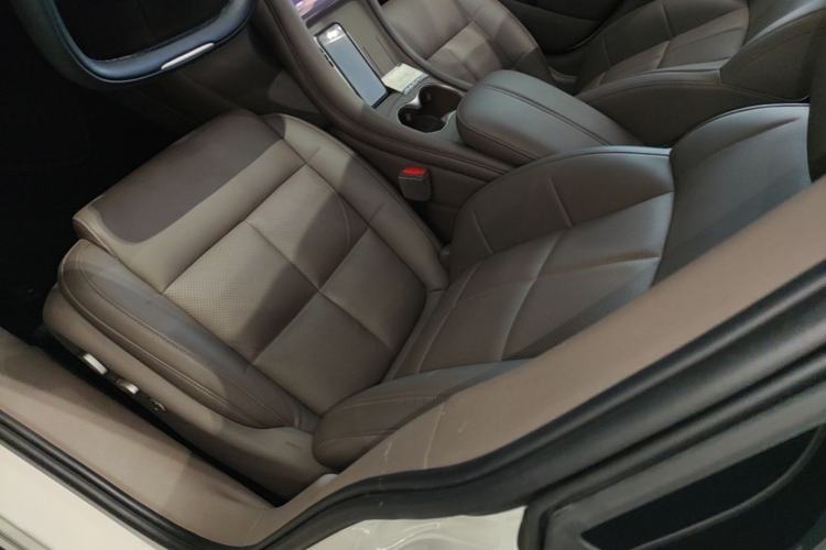 Used IM L6 2025 Ultra Model Left Front Seat