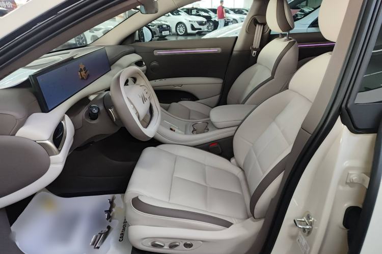 Used IM L6 2025 Max Left Front Seat