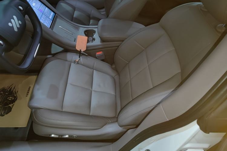 Used IM L6 2025 Ultra Model Left Front Seat