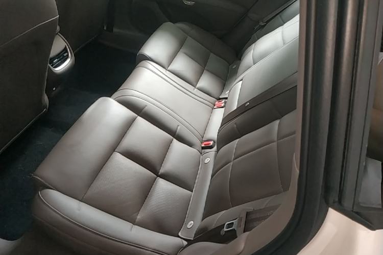 Used IM L6 2025 Ultra Model Left Rear Seat