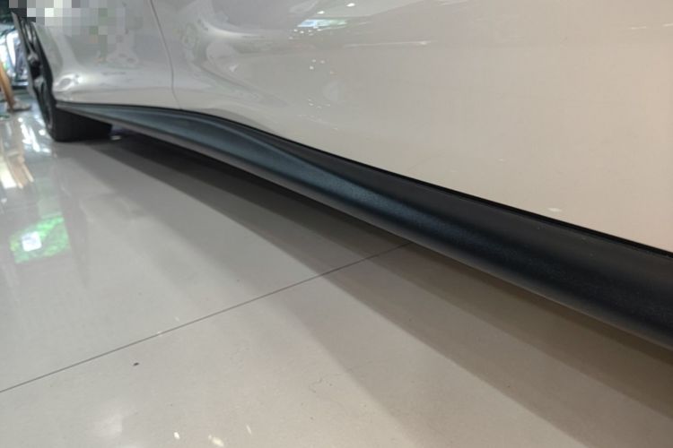 Used IM L6 2025 Ultra Model Left Side Sill
