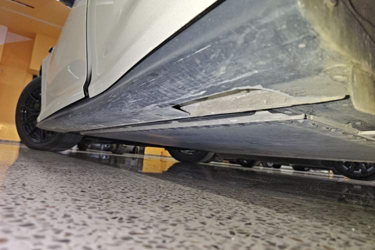 Used IM L6 2025 Pro Max model Left Side Sill