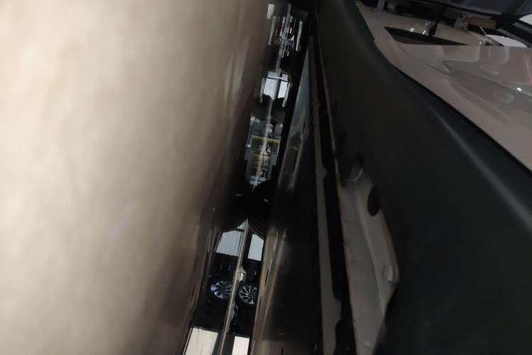 Used IM L6 2025 Ultra Model Left Side Sill