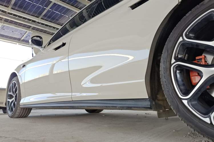 Used IM L6 2025 Ultra Model Left Side Sill
