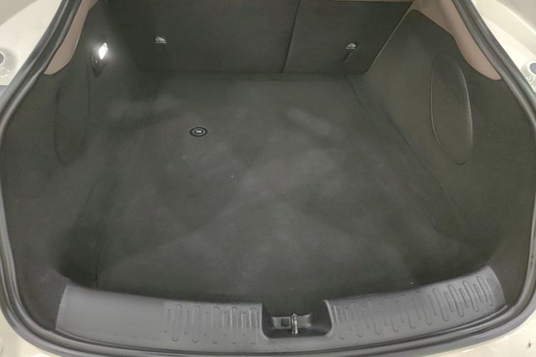 Used IM L6 2025 Ultra Model Trunk