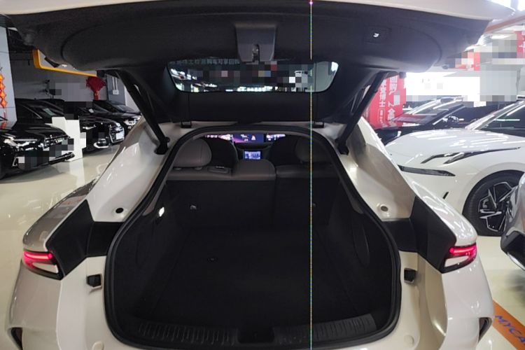 Used IM L6 2025 Ultra Model Trunk