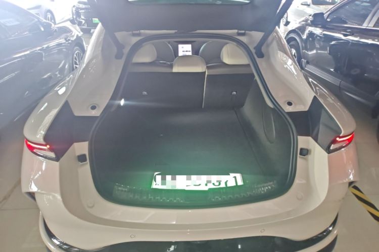 Used IM L6 2025 Max Trunk