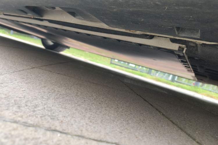 Used IM L6 2025 Max Chassis Front Right