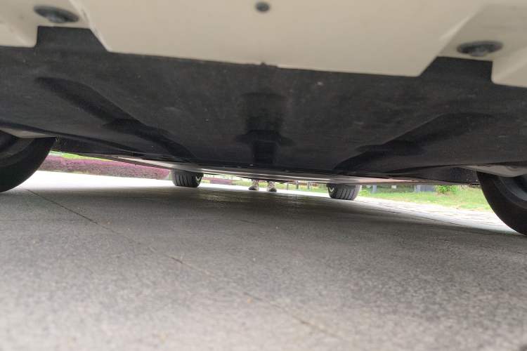 Used IM L6 2025 Max Chassis Front