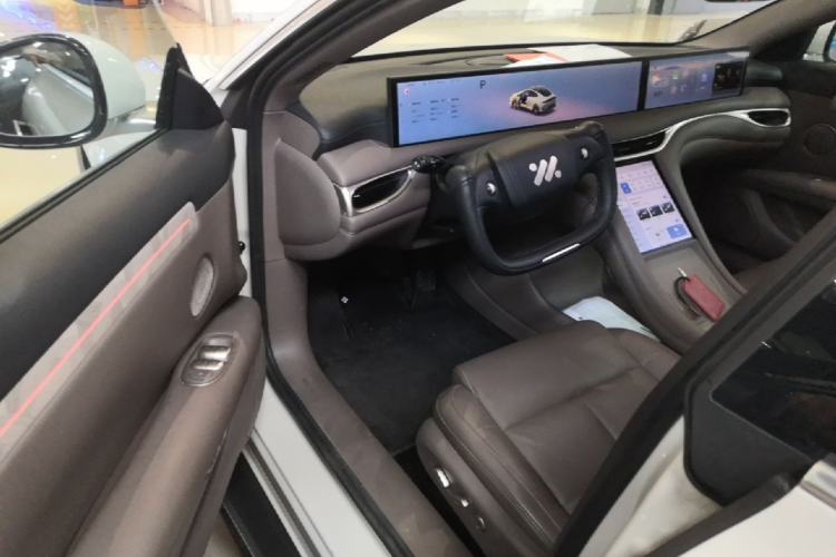 Used IM L6 2025 Ultra Model Driver Seat