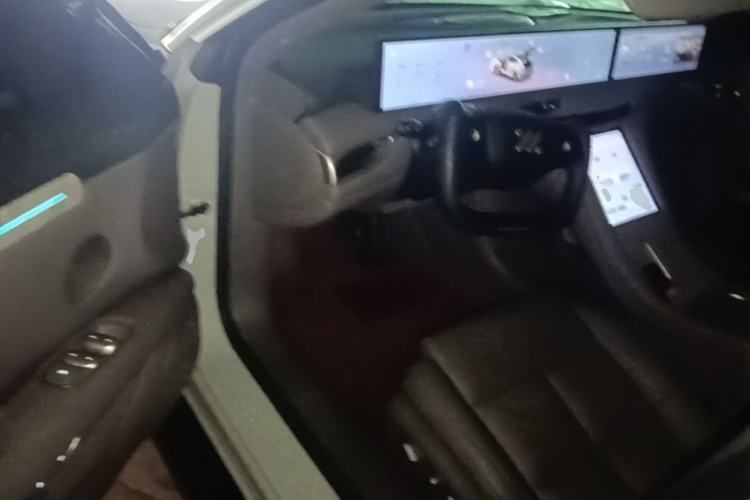Used IM L6 2025 Ultra Model Driver Seat