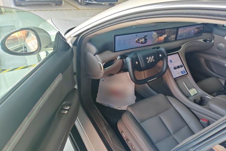 Used IM L6 2025 Ultra Model Driver Seat