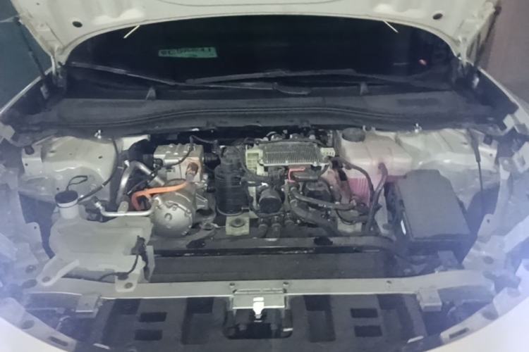 Used IM L6 2025 Ultra Model Engine Bay