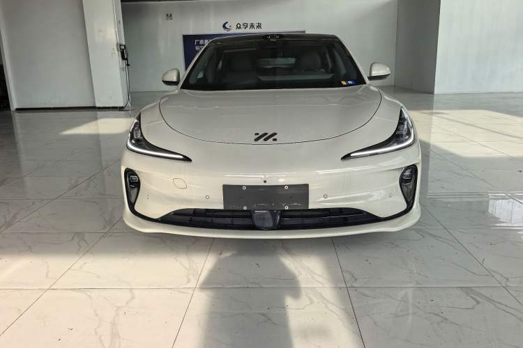 Used IM L6 2025 Max Exterior 1