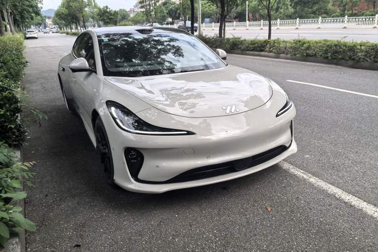 Used IM L6 2025 Ultra Model Exterior 2