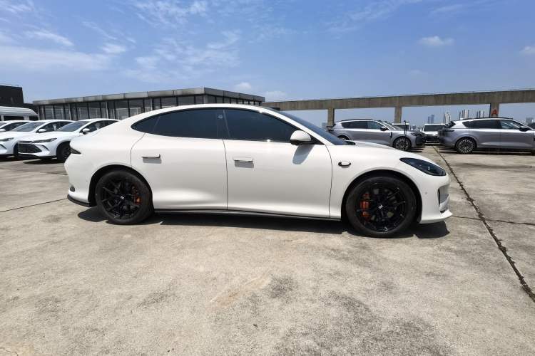 Used IM L6 2025 Max Exterior 3