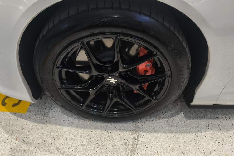 Used IM L6 2025 Max Exterior 4