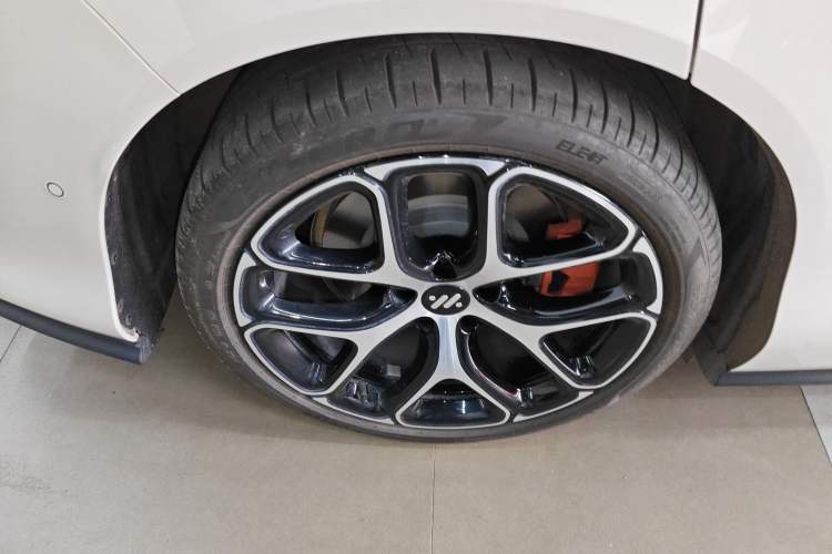 Used IM L6 2025 Ultra Model Exterior 5