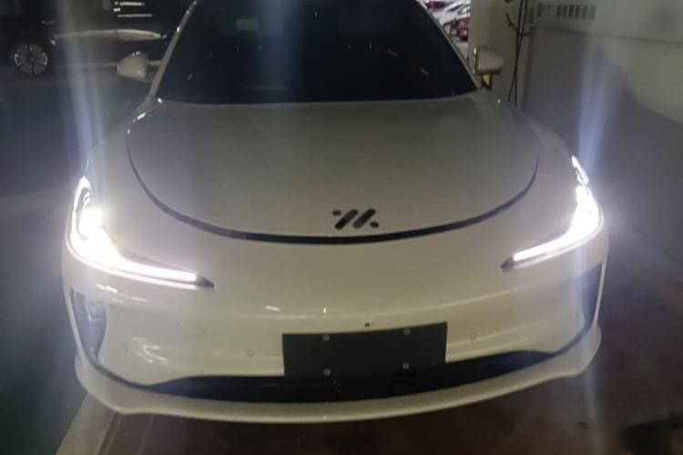 Used IM L6 2025 Ultra Model Front