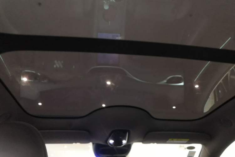 Used IM L6 2025 Ultra Model Headliner