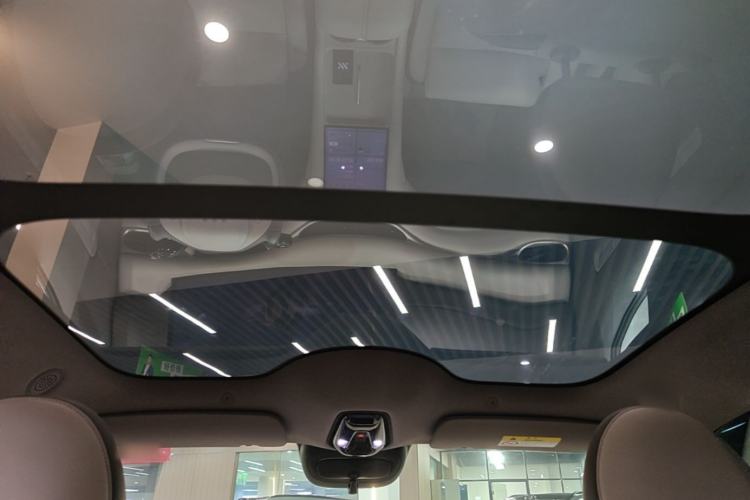 Used IM L6 2025 Max Headliner
