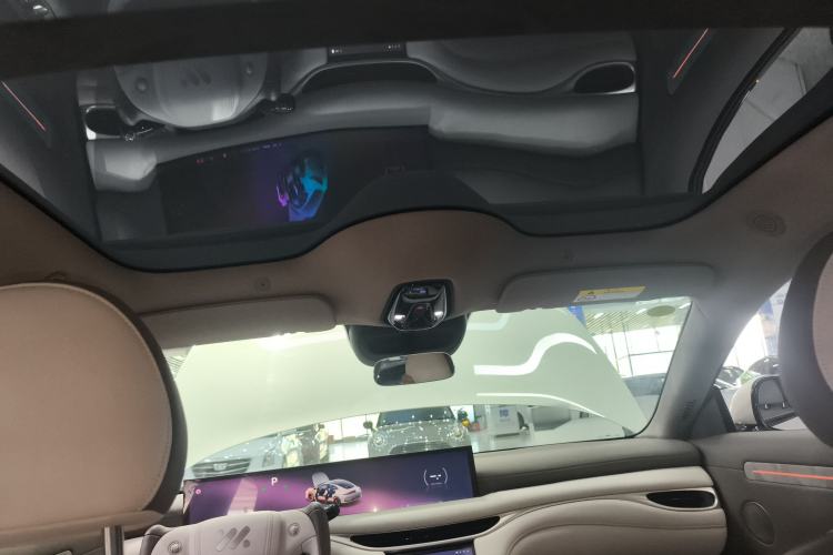 Used IM L6 2025 Max Headliner