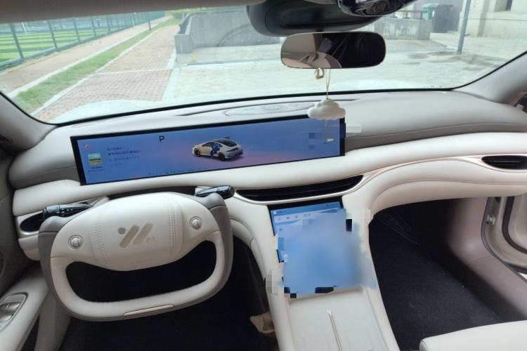 Used IM L6 2025 Max Interior 1