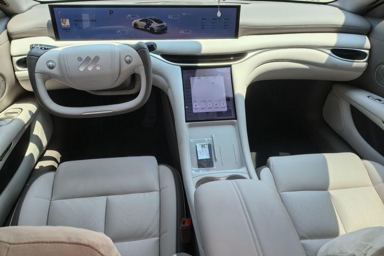 Used IM L6 2025 Max Interior 2