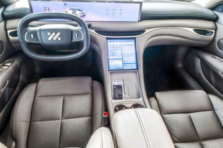 Used IM L6 2025 Max Interior 3