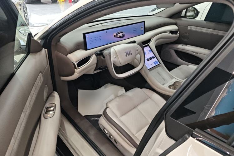 Used IM L6 2025 Max Left Front Seat