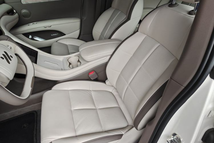 Used IM L6 2025 Max Left Front Seat