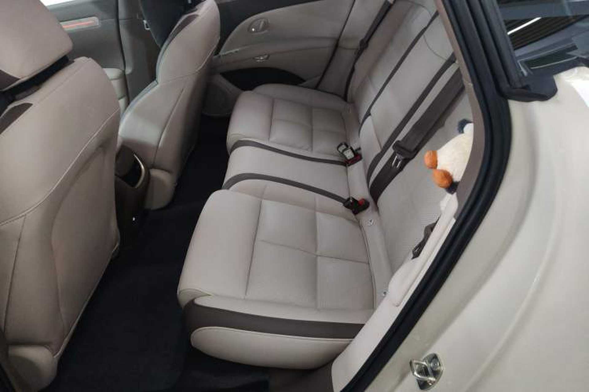 Used IM L6 2025 Max Left Rear Seat
