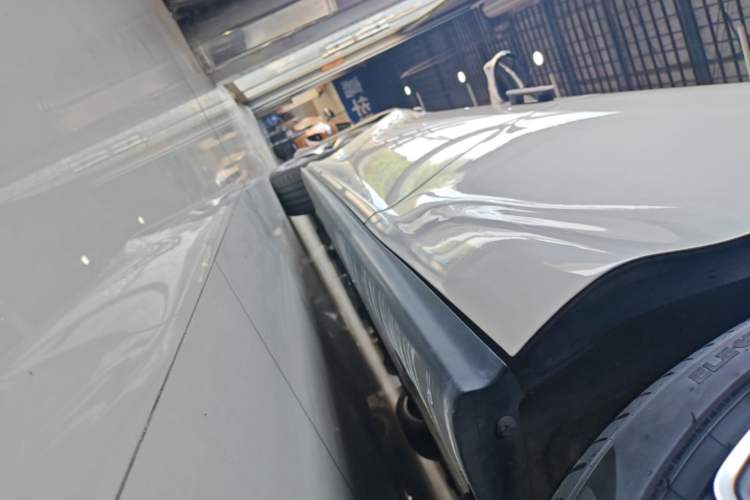 Used IM L6 2025 Ultra Model Left Side Sill