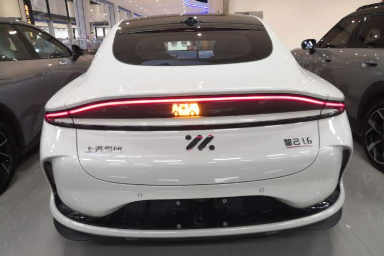 Used IM L6 2025 Ultra Model Rear