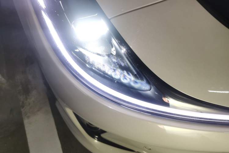 Used IM L6 2025 Max+ Right Front Headlight