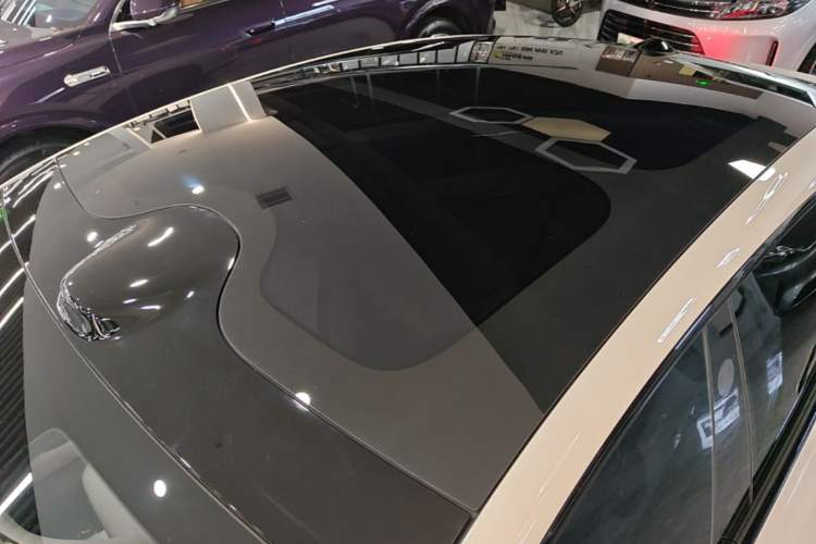 Used IM L6 2025 Max Roof