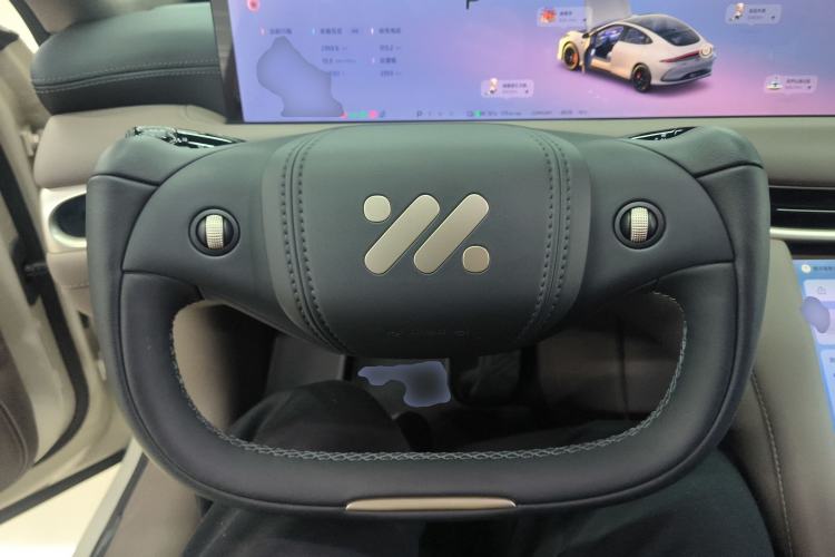 Used IM L6 2025 Max Steering Wheel
