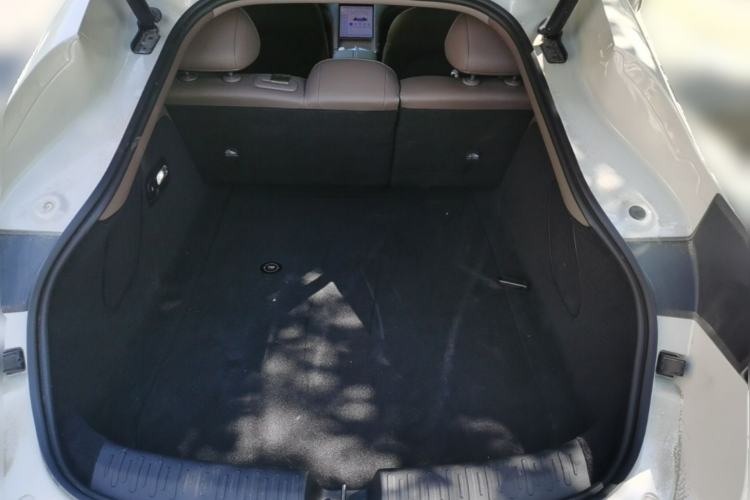 Used IM L6 2025 Ultra Model Trunk