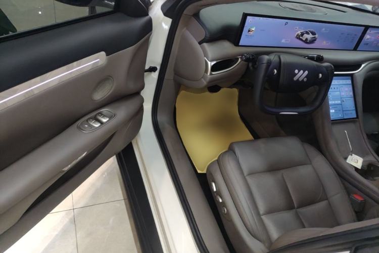 Used IM L6 2025 Ultra Model Driver Seat