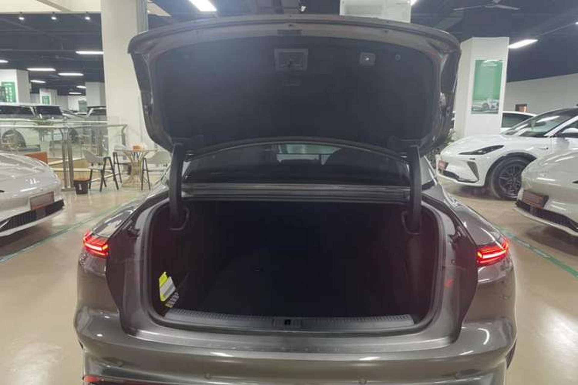 Used IM L7 2024 MAX Extended-Range Version Interior 8