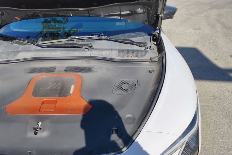 Used IM L7 2022 Pro Model Engine Bay Left