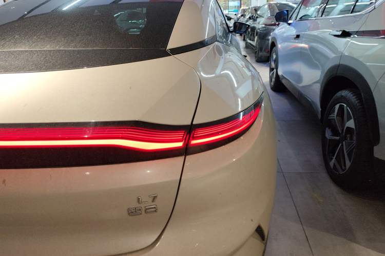 Used IM L7 2022 Dynamic Model Right Rear Taillight