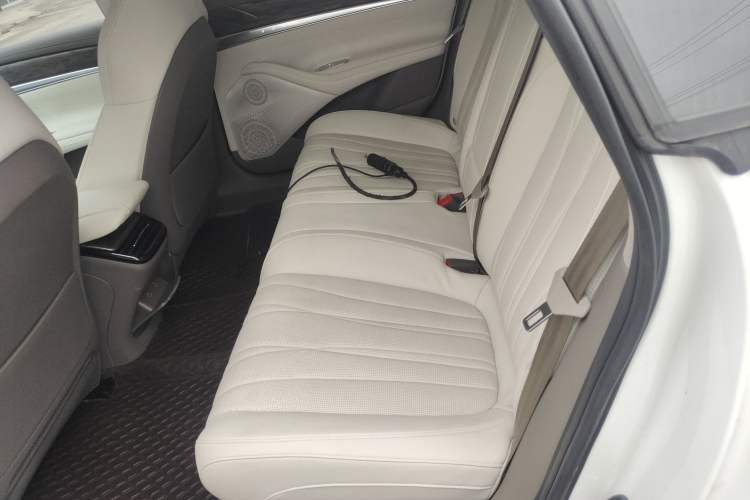 Used IM L7 2022 Dynamic Model Left Rear Seat