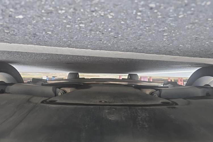 Used IM L7 2022 Pro Model Chassis Rear