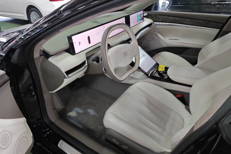 Used IM L7 2022 Dynamic Model Driver Seat