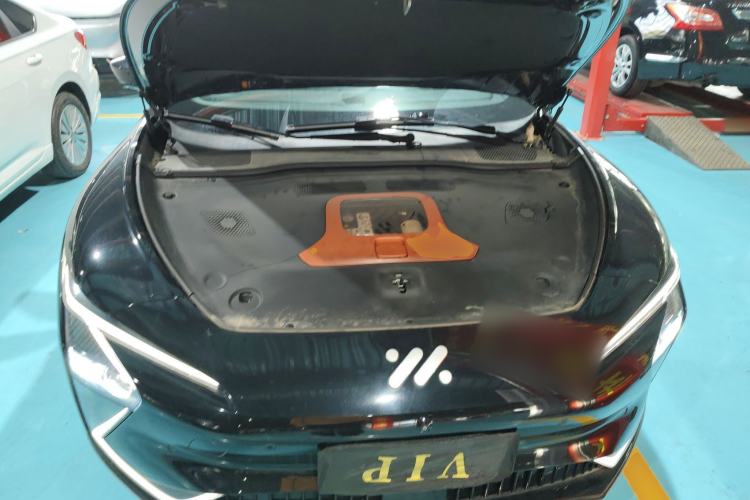Used IM L7 2022 Dynamic Model Engine Bay