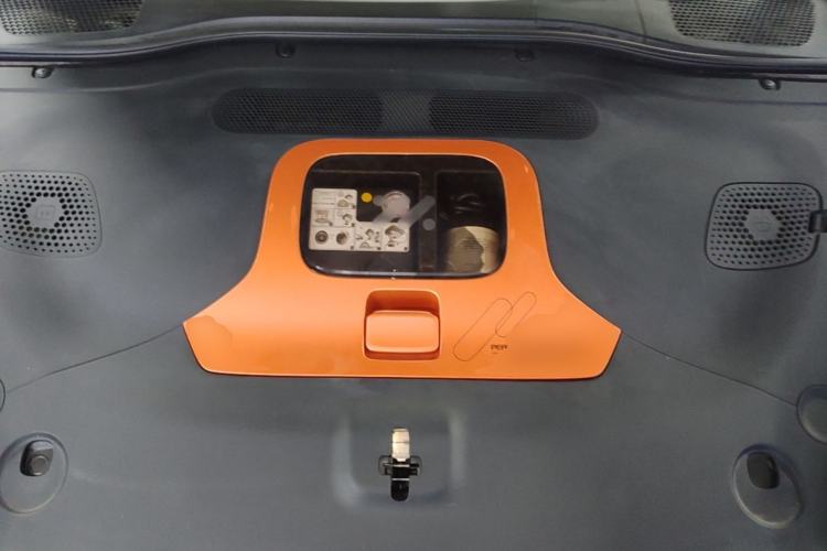 Used IM L7 2022 Dynamic Model Engine Bay