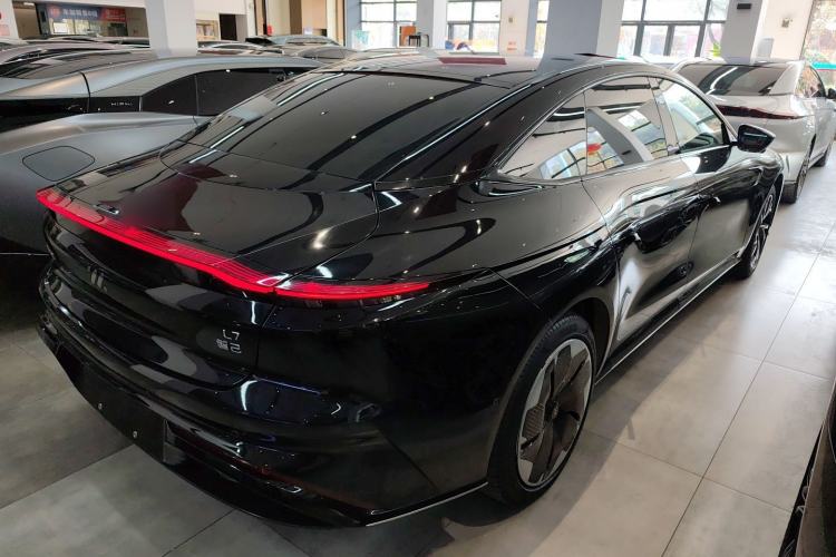 Used IM L7 2022 Dynamic Model Exterior 5
