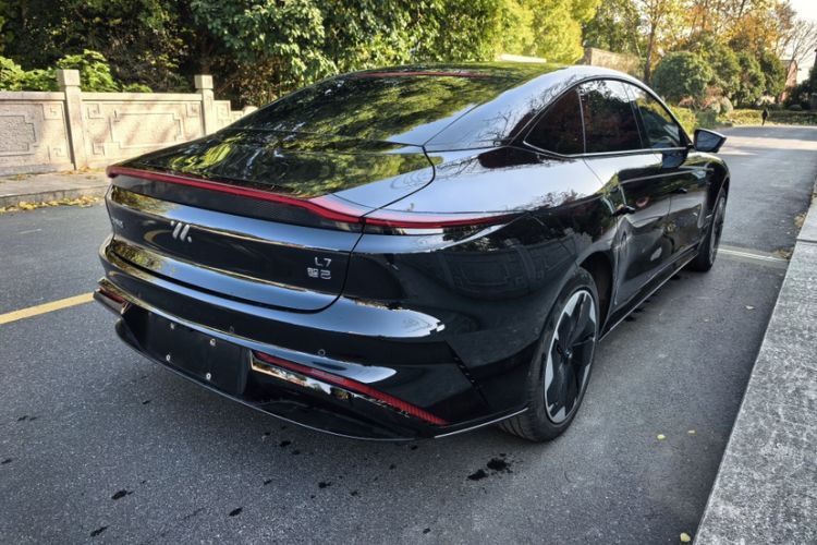 Used IM L7 2022 Dynamic Model Exterior 5