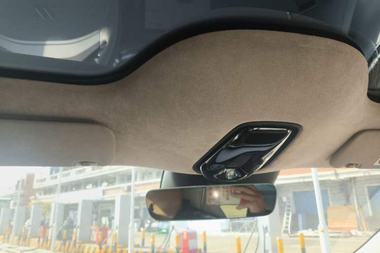 Used IM L7 2022 Dynamic Model Headliner